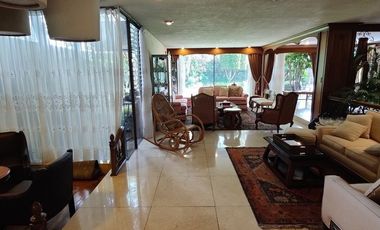 SE VENDE EXCELENTE CASA EN BOSQUES DE LAS LOMAS (V)