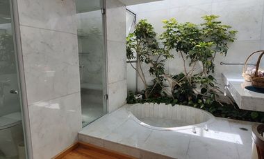 SE RENTA EXCELENTE CASA EN LOMAS DE TECAMACHALCO (V