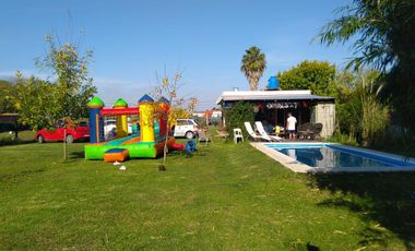 Quinta 4 amb. Con Parque y Pileta