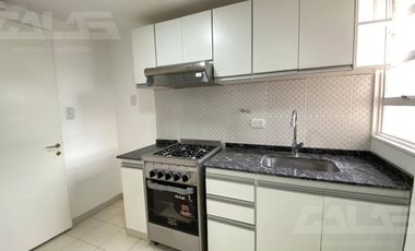 Departamento en Castelar Norte Centro - 3 Ambientes - Iluminado -Terraza -
