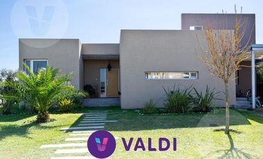 Casa en venta - Barrio Santa Juana, Canning