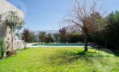Casa en venta - Barrio Santa Juana, Canning