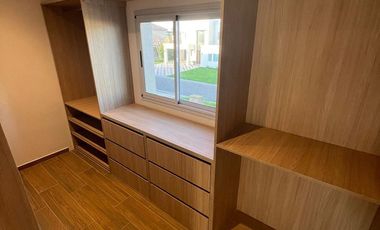 Casa en venta - Barrio El Rebenque, Canning