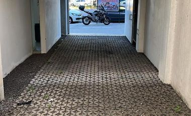 COCHERA PARA 2 AUTOS - LA LUCILA