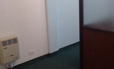 Oficina en galeria comercial con ascensor. Laprida 165. Lomas de Zamora Oeste