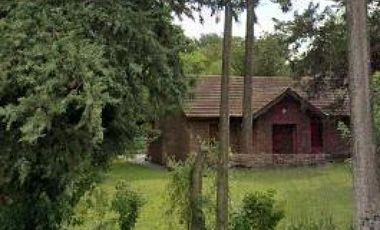 Casa en venta - 3 Dormitorios 3 Baños - 1.251Mts2 - Chivilcoy