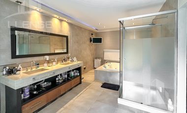 Casa 6 ambientes al agua en venta - Nuevo Quilmes