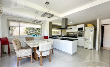 Casa 6 ambientes al agua en venta - Nuevo Quilmes
