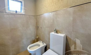 Casa 6 ambientes al agua en venta - Nuevo Quilmes