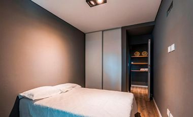 Venta departamento de  3 dormitorios con balcón en zona Centro