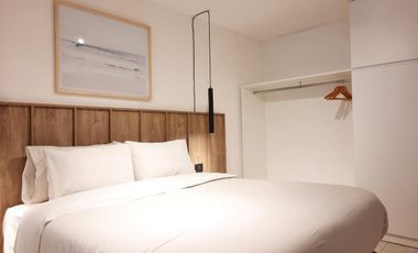Lindísimo estudio con patio próximo a Guemes y 400 mts del Patio Olmos