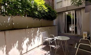 Lindísimo estudio con patio próximo a Guemes y 400 mts del Patio Olmos