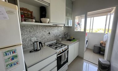 Departamento En Venta Remodelado A Nuevo Impecable 3 Ambientes En Zona Olivos Golf