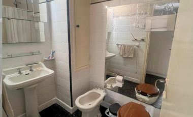 Local comercial 1 y 2 y departamento en venta