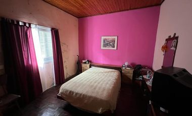 DEPARTAMENTO TIPO CASA VENTA 3 AMBIENTES Quirno Costa 1378 DTO  1 FRENTE (REMEDIOS DE ESCALADA)
