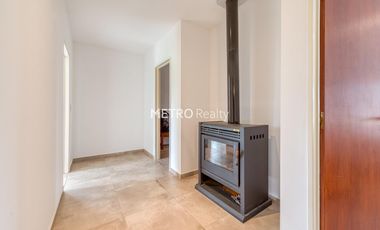 Casa en Venta 5 dormitorios   Cancha de Tenis y Sauna en Loma Escondida