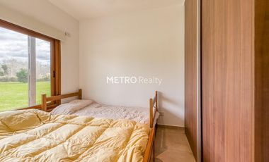 Casa en Venta 5 dormitorios   Cancha de Tenis y Sauna en Loma Escondida