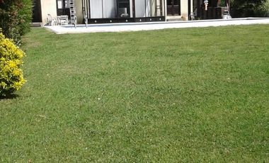 Casa en venta - 4 Dormitorios 6 Baños - 900Mts2 - Luján