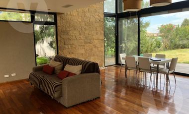 Casa en venta - Barrio El Principado, Canning