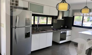 Casa en venta - Barrio El Principado, Canning