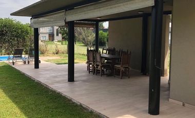 Casa en venta - Barrio El Principado, Canning