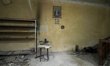 Casa en  venta con lote de 10 x 20 con patio y dormitorios - Wilde