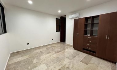 En Venta Casa en Privada, Conkal