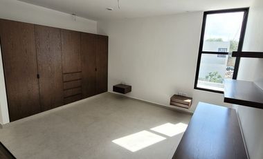 TownHouse en venta Xcanatún modelo 1