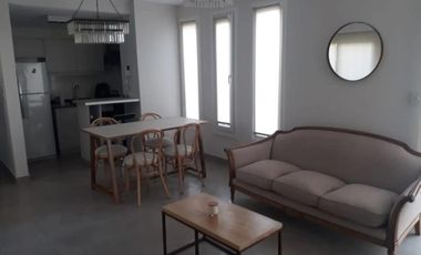 DEPARTAMENTO TRES AMBIENTES CON COCHERA
