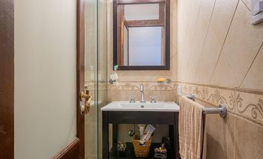 Casa en alquiler, venta quilmes centro con garage y pileta