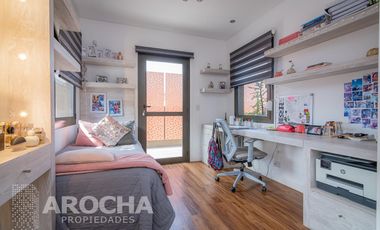 Casa en alquiler, venta quilmes centro con garage y pileta