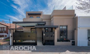 Casa en alquiler, venta quilmes centro con garage y pileta