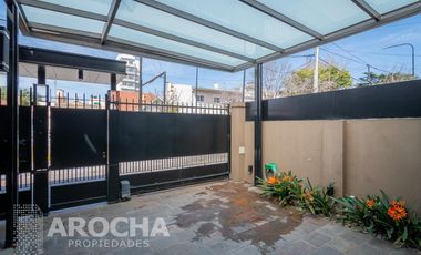 Casa en alquiler, venta quilmes centro con garage y pileta