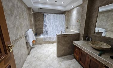 Casa en  Luis Guillon