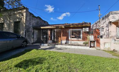 Casa en  Llavallol