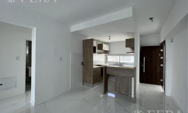 Venta de Departamento 3 ambientes con balcón en Wilde