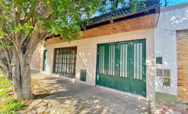 VENTA CASA 3 AMB 207 M2 VALENTIN ALSINA