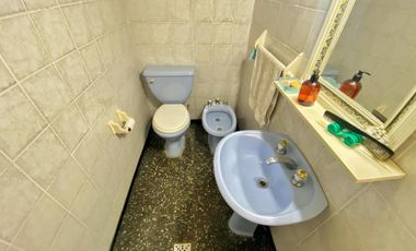 VENTA CASA 3 AMB 207 M2 VALENTIN ALSINA
