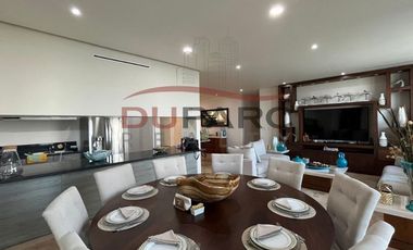 Penthouse Amueblado de 3 Recamaras en Venta, Country Club