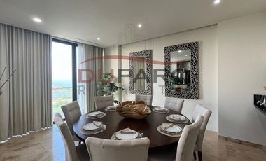 Penthouse Amueblado de 3 Recamaras en Venta, Country Club