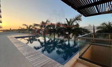 Penthouse Amueblado de 3 Recamaras en Venta, Country Club