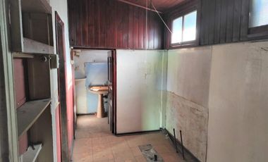 Vendo 2 locales comerciales más amplio galpón con oficina, Papudo Los Andes.