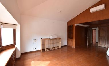 Se Renta casa en Colinas de San Javier