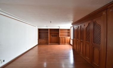 Se Renta casa en Colinas de San Javier