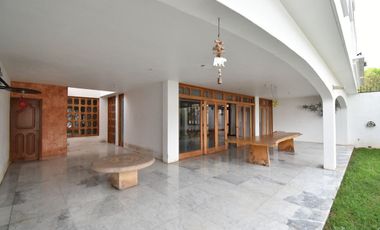 Se Renta casa en Colinas de San Javier
