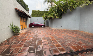 CASA EN RENTA, COL. LOMA BLANCA.