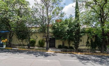 EN VENTA CASA EN TECAMACHALCO