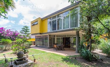 EN VENTA CASA EN TECAMACHALCO