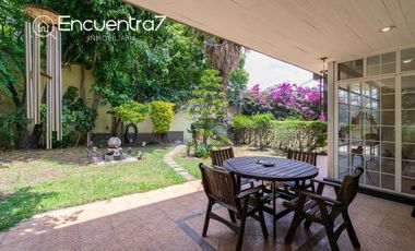 EN VENTA CASA EN TECAMACHALCO