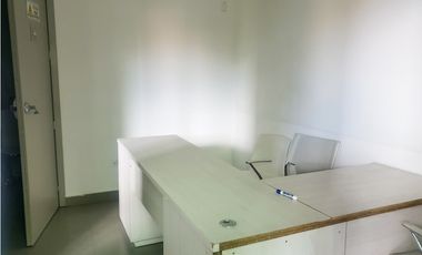Alquiler de local comercial en Milla de oro, el Pobl 8377188
